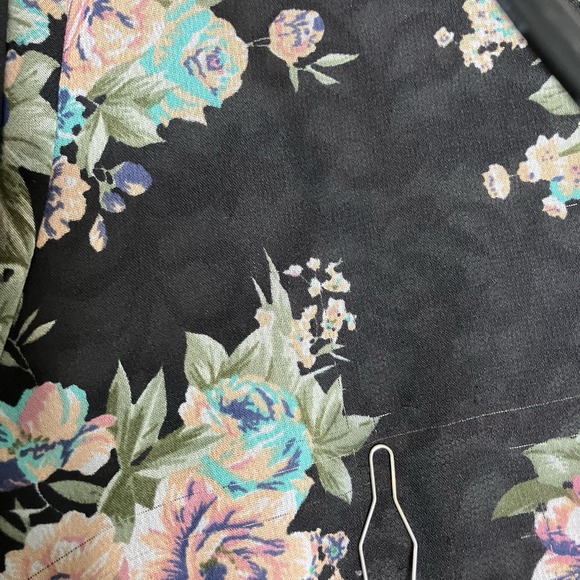 Truth NYC Blouse Womens 3X  Black Floral Peplum Long Sleeve Sheer Lace Romantic - Picture 12 of 15